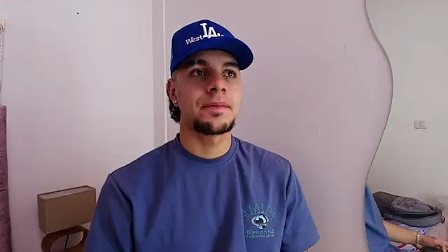 Snapshot of Amadeo_Wild chatting on 10, 2, 2025 Amadeo Wild online show from 10, 2, 2025