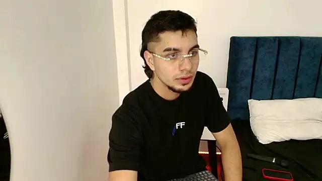 Snapshot of Amadeo_Wild chatting on 15, 3, 2025 Amadeo Wild online show from 15, 3, 2025