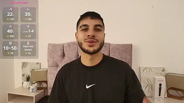 Snapshot of Amadeo_Wild chatting on 25, 10, 2025 Amadeo Wild online show from 25, 10, 2025