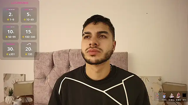 Snapshot of Amadeo_Wild chatting on 27, 10, 2025 Amadeo Wild online show from 27, 10, 2025