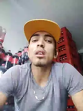 Snapshot of jeremy_scott chatting on 30, 1, 2025 jeremy scott online show from 30, 1, 2025