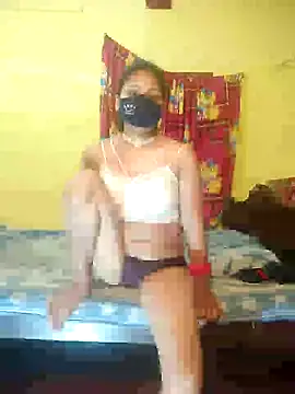 Snapshot of indiancouple09 chatting on 20, 2, 2025 indiancouple09 online show from 20, 2, 2025