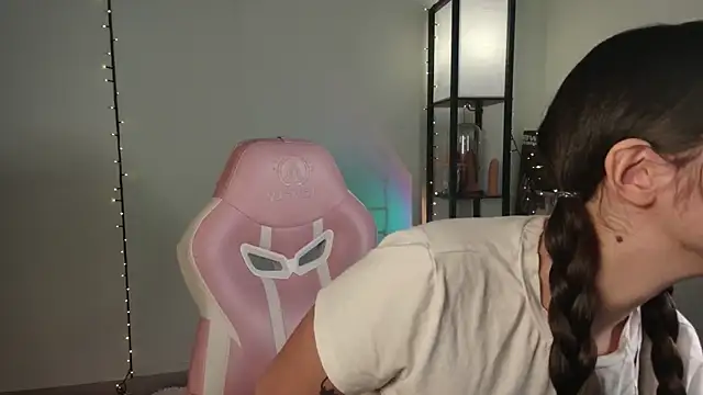 purrrrrrrrr online show from 5, 12, 2024