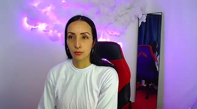 Snapshot of yaralyminjo2 chatting on 9, 12, 2024 yaralyminjo2 online show from 9, 12, 2024