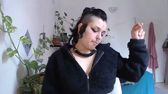 kinkyspirali online show from 4, 3, 2026