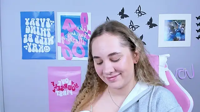 MiaMilas online show from 28, 1, 2025