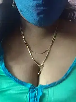 mallu-sumi online show from 31, 10, 2025