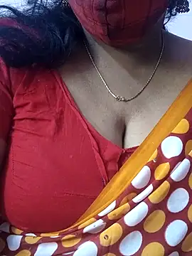 Snapshot of mallu-sumi chatting on 4, 2, 2026 mallu-sumi online show from 4, 2, 2026