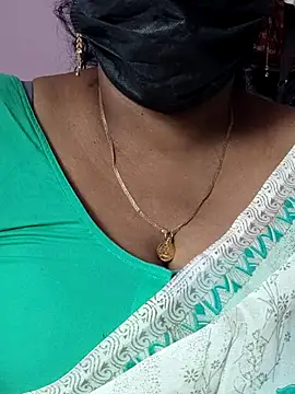 Snapshot of mallu-sumi chatting on 8, 3, 2026 mallu-sumi online show from 8, 3, 2026