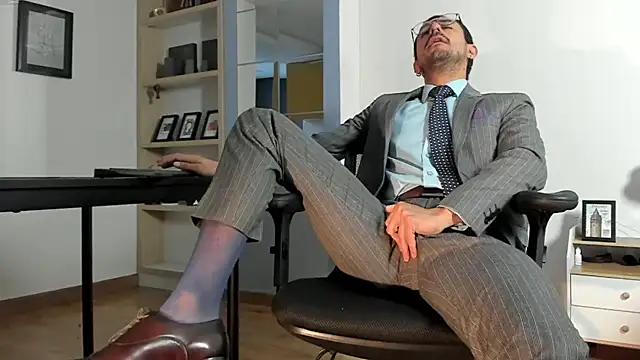 Snapshot of pablo-rincon95 chatting on 17, 6, 2026 pablo-rincon95 online show from 17, 6, 2026