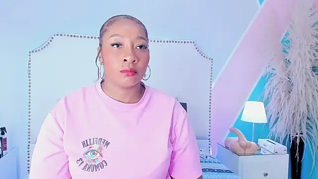 Snapshot of Krystal_cambell1 chatting on 14, 5, 2026 Krystal cambell1 online show from 14, 5, 2026