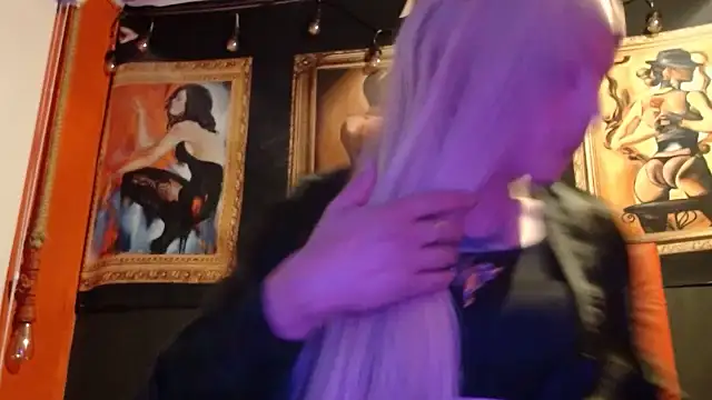 MEGANNIXX online show from 7, 10, 2025