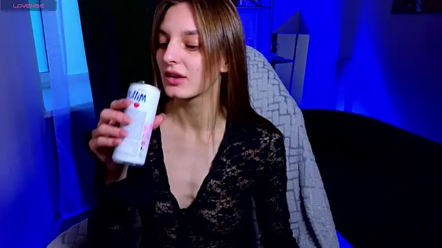 stacy sexylips online show from 8, 12, 2024