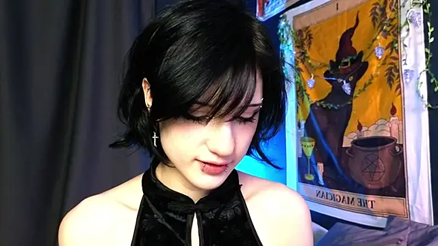 Snapshot of dark_vamp_ chatting on 19, 12, 2024 dark vamp  online show from 19, 12, 2024