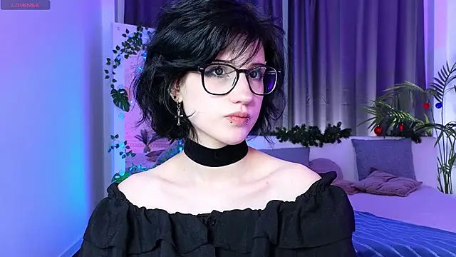 Snapshot of dark_vamp_ chatting on 21, 12, 2024 dark vamp  online show from 21, 12, 2024