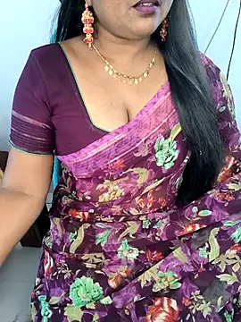 Snapshot of honey-sexy chatting on 5, 3, 2026 honey-sexy online show from 5, 3, 2026