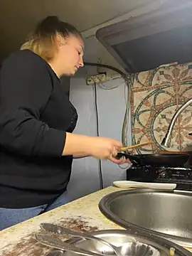 Joannakiss online show from 11, 3, 2025