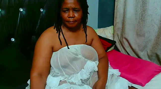 AfricanBigAssxx98 online show from 25, 2, 2025