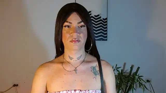 Snapshot of KamilaParrisx chatting on 1, 5, 2026 KamilaParrisx online show from 1, 5, 2026