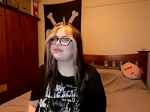 ChubbyBubs online show from 11, 1, 2025