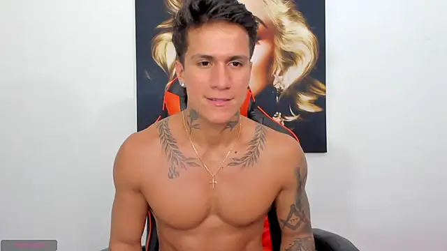 Snapshot of pettergrey1 chatting on 6, 12, 2024 pettergrey1 online show from 6, 12, 2024