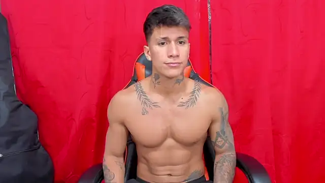 Snapshot of pettergrey1 chatting on 10, 1, 2025 pettergrey1 online show from 10, 1, 2025