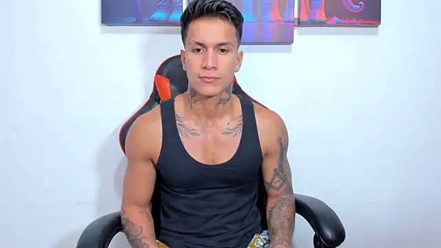 Snapshot of pettergrey1 chatting on 11, 1, 2025 pettergrey1 online show from 11, 1, 2025