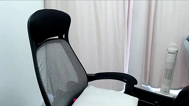 Liliya-77 online show from 8, 4, 2026