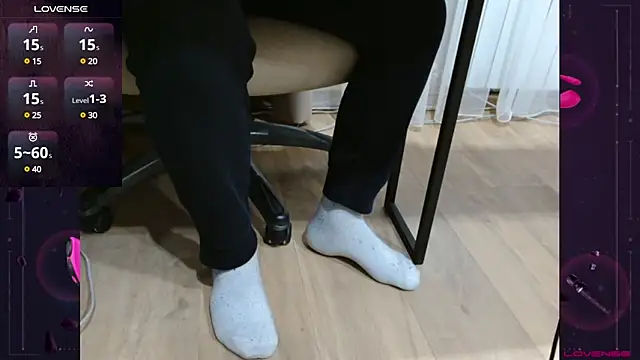 Snapshot of analanall chatting on 3, 2, 2025 analanall online show from 3, 2, 2025