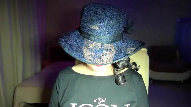 WitchBlueRose online show from 12, 11, 2025