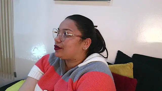 Snapshot of virtual_charm chatting on 31, 1, 2026 virtual charm online show from 31, 1, 2026