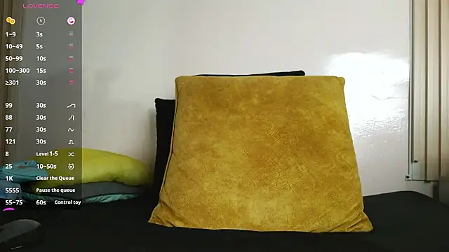 Snapshot of virtual_charm chatting on 5, 2, 2026 virtual charm online show from 5, 2, 2026