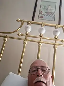 NawtyB1965 online show from 17, 12, 2025