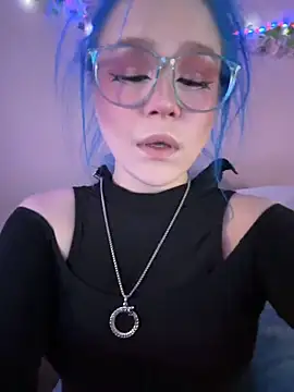 MaddisonHaas online show from 10, 10, 2025