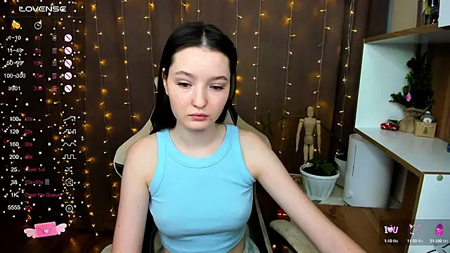 Snapshot of Fairyy_Moon chatting on 7, 1, 2025 Fairyy Moon online show from 7, 1, 2025