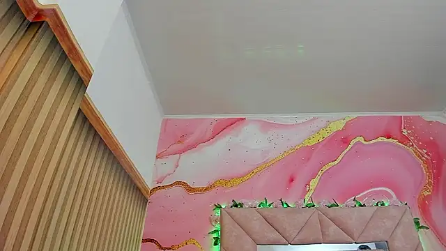 Taylor  cooper online show from 28, 2, 2026