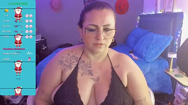 Snapshot of Ivonnee__ chatting on 13, 12, 2024 Ivonnee   online show from 13, 12, 2024
