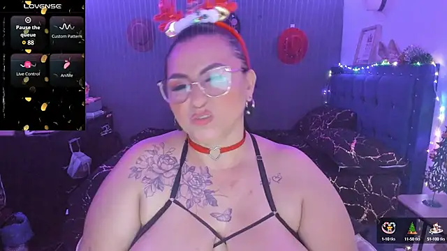 Snapshot of Ivonnee__ chatting on 18, 12, 2024 Ivonnee   online show from 18, 12, 2024