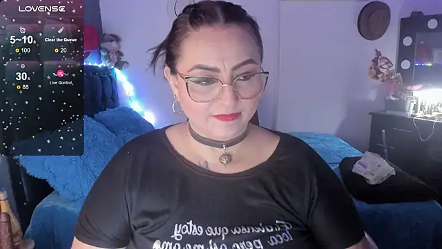 Snapshot of Ivonnee__ chatting on 30, 1, 2025 Ivonnee   online show from 30, 1, 2025