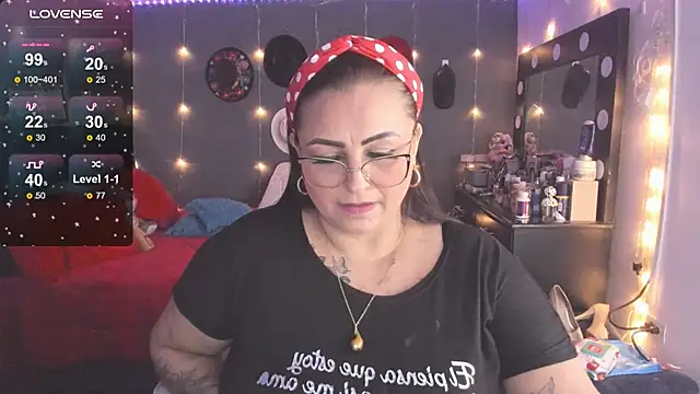 Snapshot of Ivonnee__ chatting on 26, 2, 2025 Ivonnee   online show from 26, 2, 2025