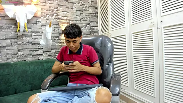 DamiBright online show from 25, 11, 2025