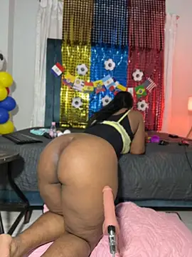 Snapshot of sweetebony_970 chatting on 20, 6, 2026 sweetebony 970 online show from 20, 6, 2026