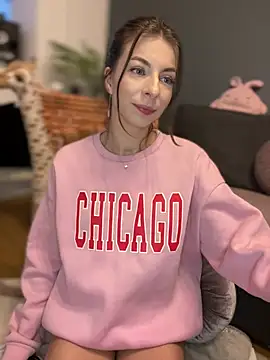 Mia Ethan online show from 1, 2, 2025