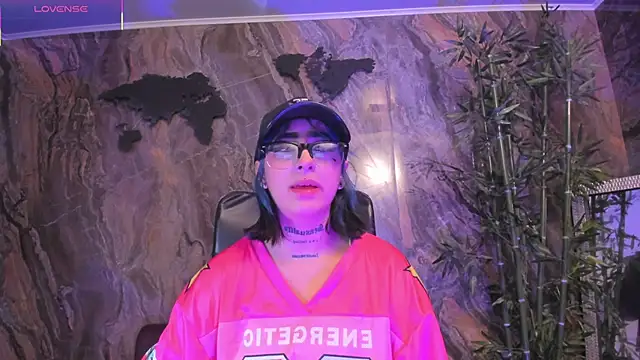 Snapshot of Alahia_Dangelo chatting on 11, 2, 2026 Alahia Dangelo online show from 11, 2, 2026