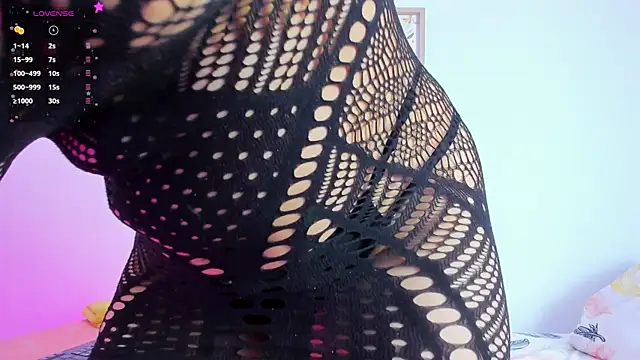 Snapshot of EmmaRogers chatting on 30, 1, 2025 EmmaRogers online show from 30, 1, 2025