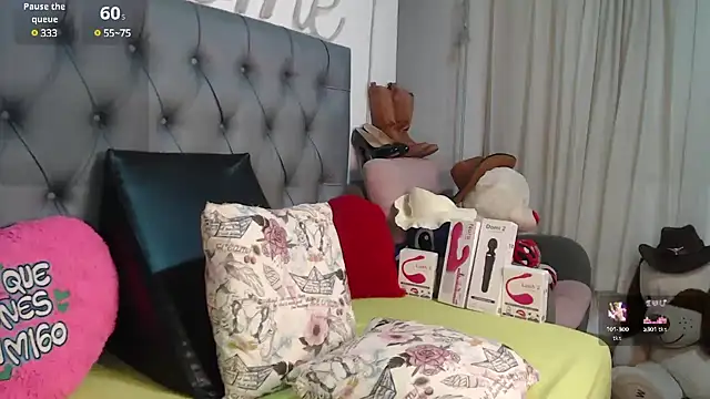 Snapshot of Horny_mami12 chatting on 8, 2, 2025 Horny mami12 online show from 8, 2, 2025