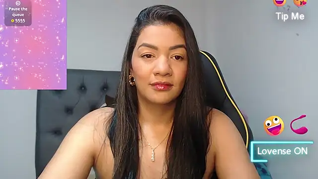 Snapshot of Horny_mami12 chatting on 25, 10, 2025 Horny mami12 online show from 25, 10, 2025