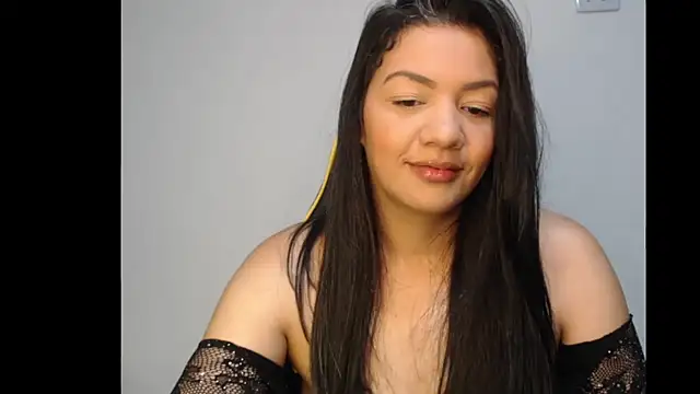 Snapshot of Horny_mami12 chatting on 3, 12, 2025 Horny mami12 online show from 3, 12, 2025