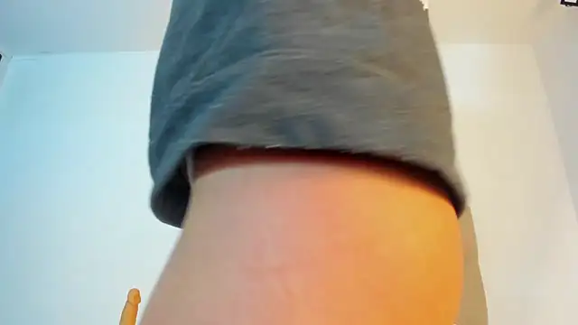 Milkdulce1 online show from 27, 2, 2025