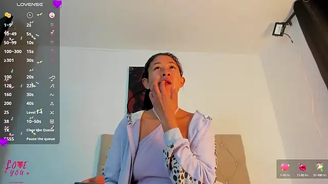 Milkdulce1 online show from 2, 3, 2025